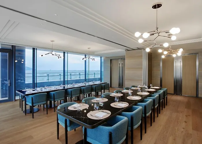 Wyndham Grand Hotel