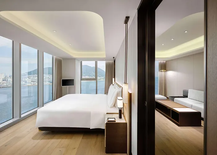 Wyndham Grand 5*