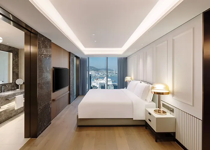 Wyndham Grand