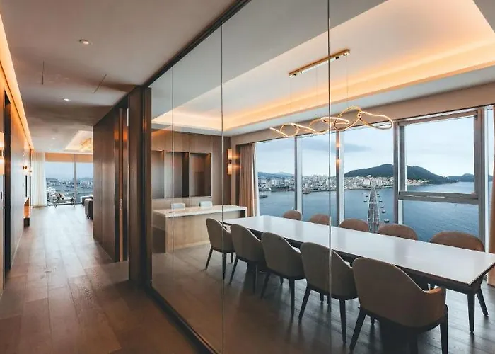 Wyndham Grand Busan