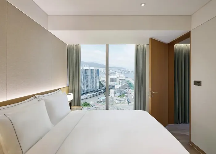 Wyndham Grand